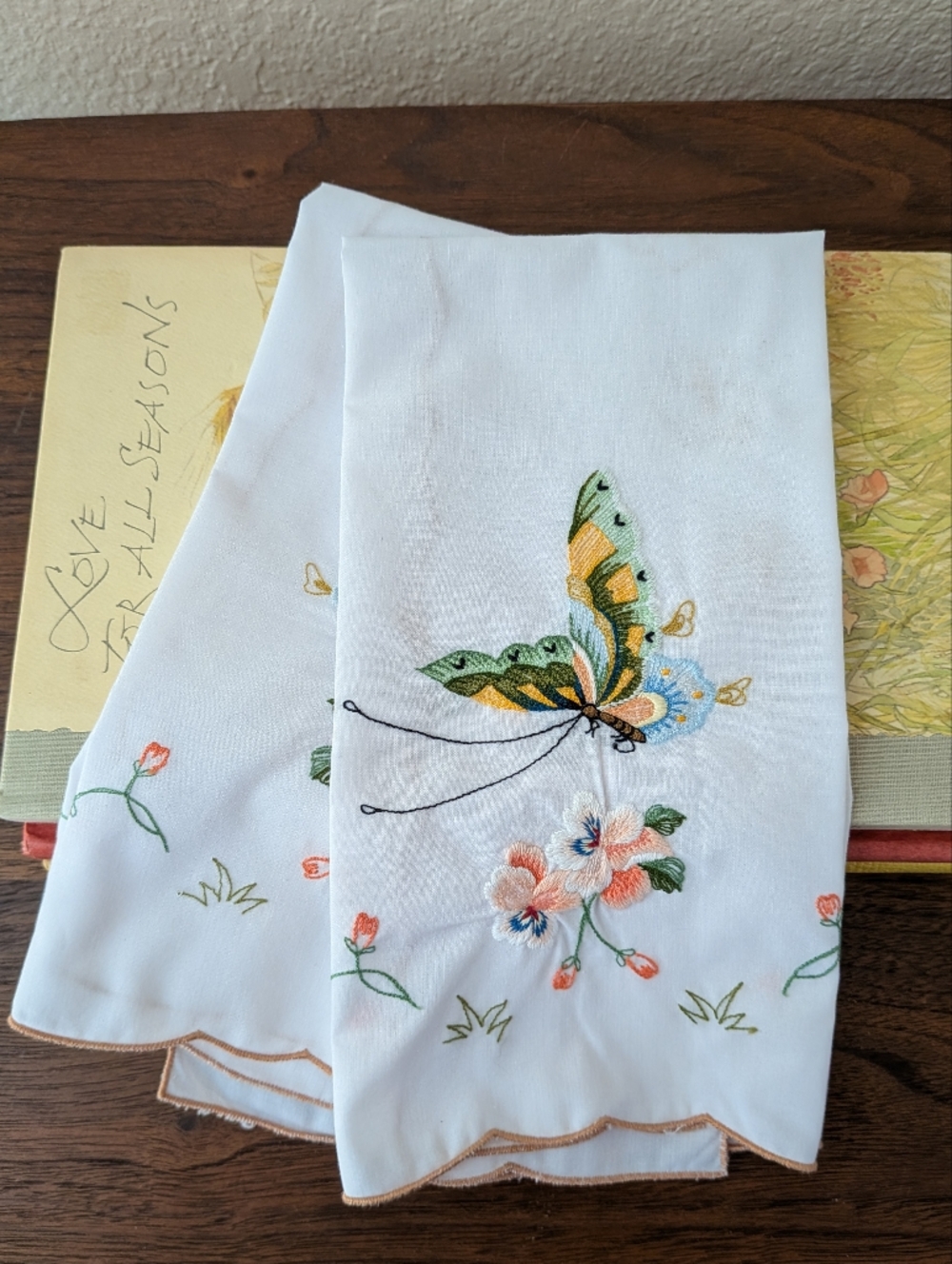 Vintage Lot Of 2 HandmadeEmbroidered Placemats Napkins Scalloped Butterfly